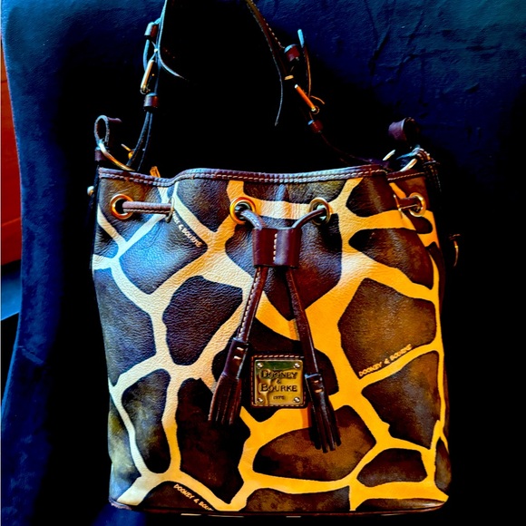 Diann Burke shoulder bag this purse is 10 inches across and 10 1/2 inches high - Picture 1 of 3